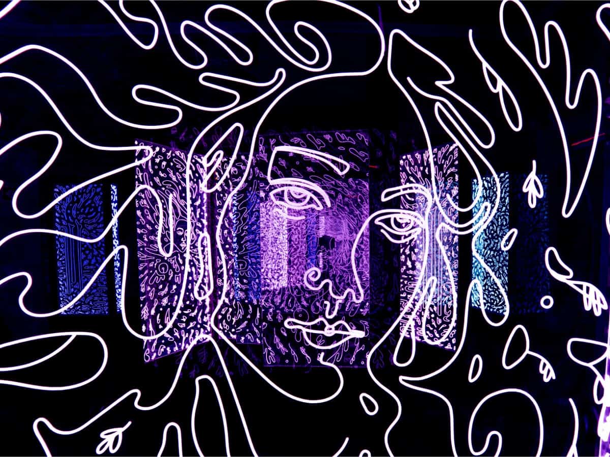 The Lady in the Leaves at Ikono Rome