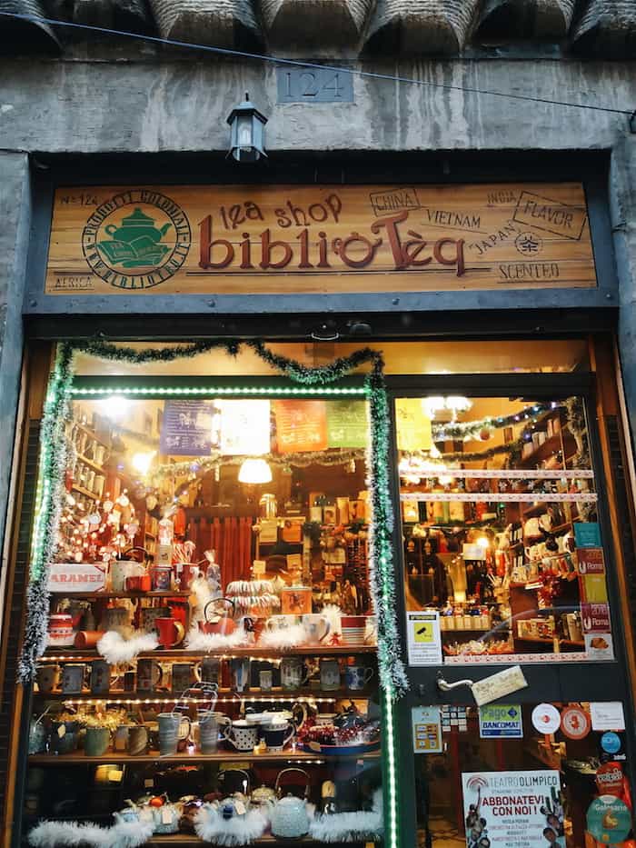 Via dei Banchi Vecchi