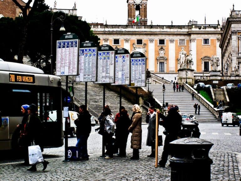 waiting the bus in rome