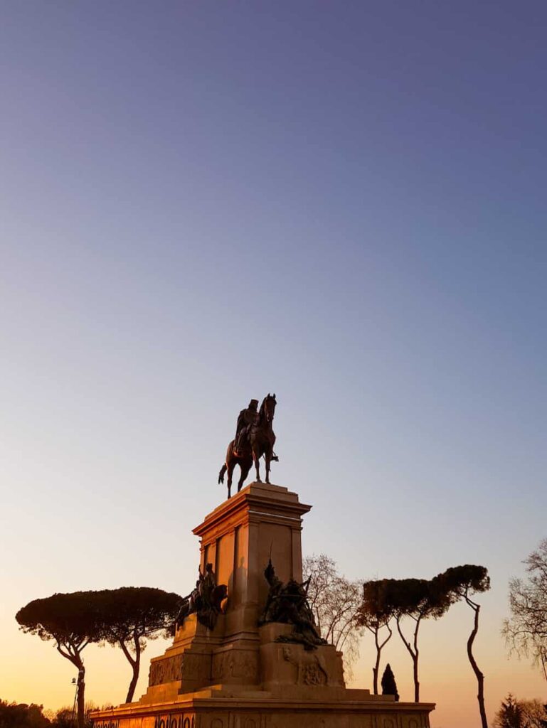 Piazzale Garibaldi, Monteverde
