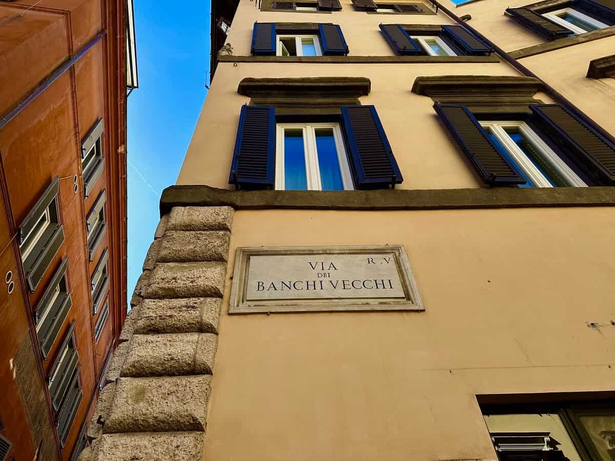 Via dei Banchi Vecchi