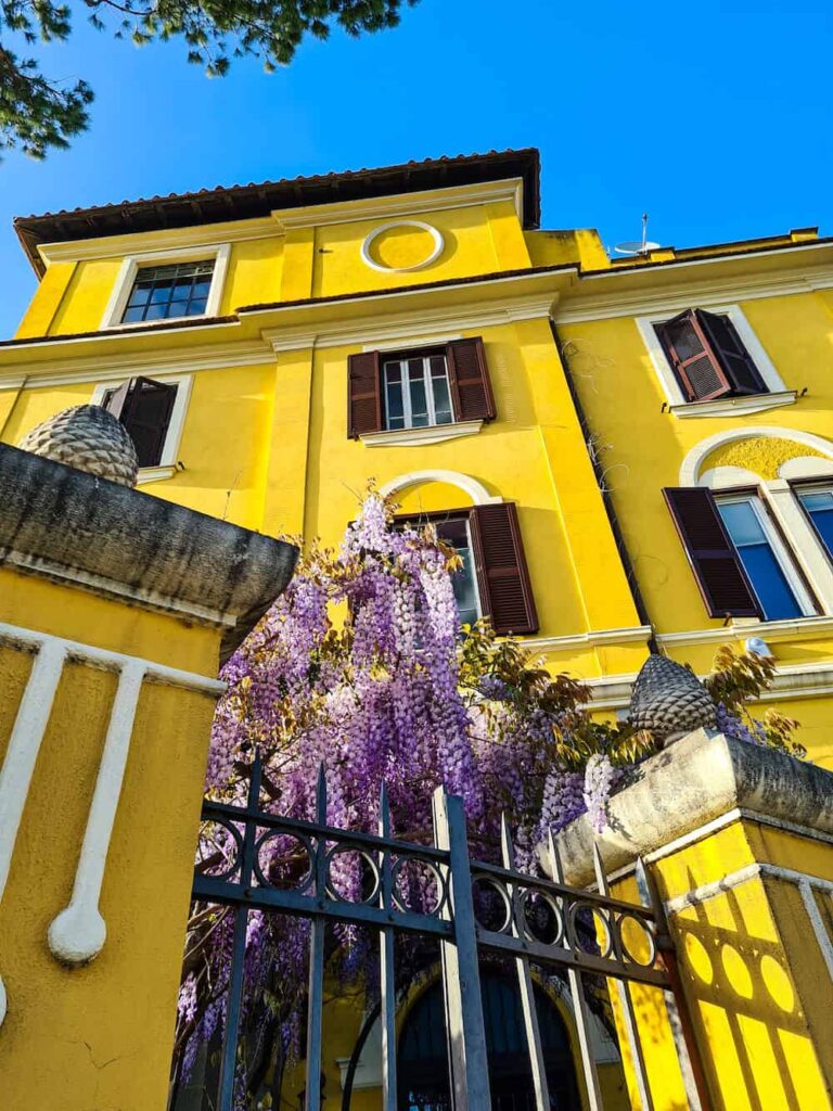 Villa Via Poerio, Monteverde