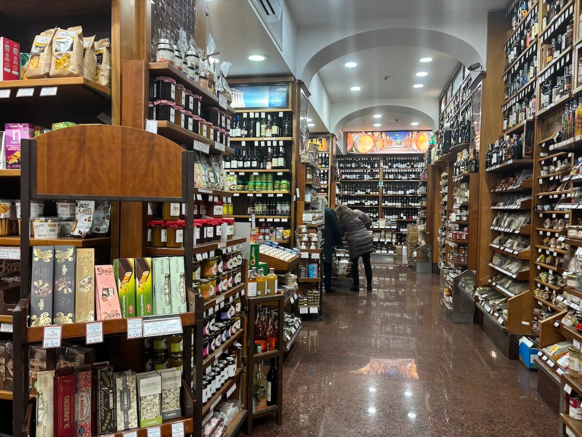 Streets of Rome Via Ottaviano