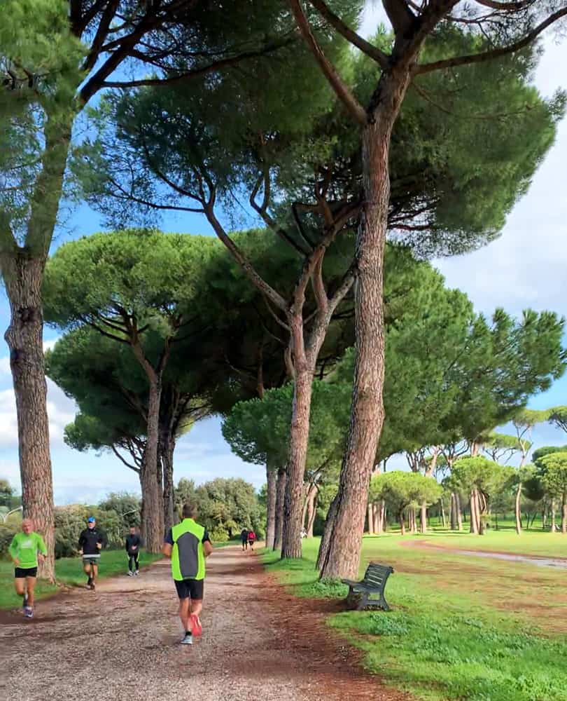 running-at-dora-pamphilj-rome