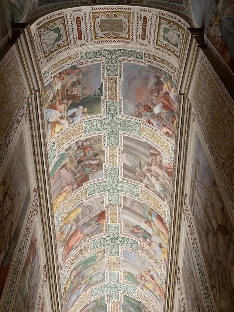 scala-sancta-ceiling-frescoes