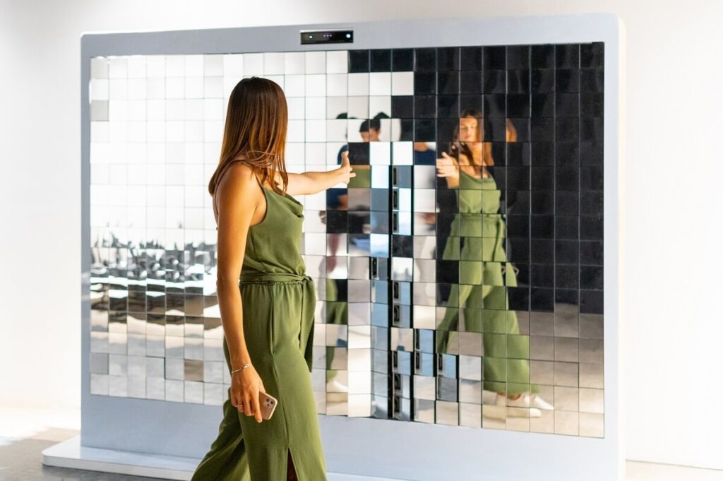 The Museum of Light: light’s illusions through science and art