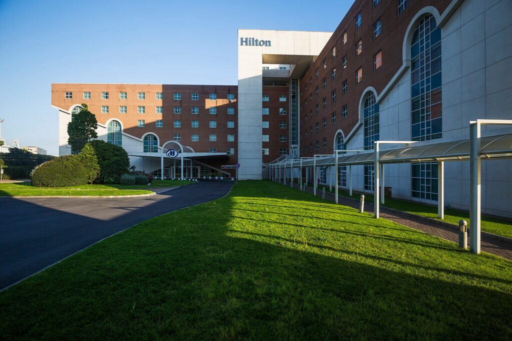 Our guide to hotels and accommodation options near or even inside Rome's main airports, Fiumicino and Ciampino.