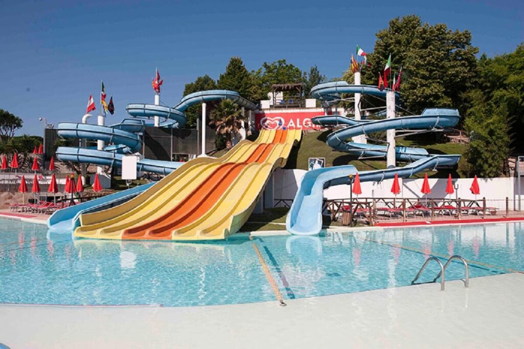 Hydromania Water Park