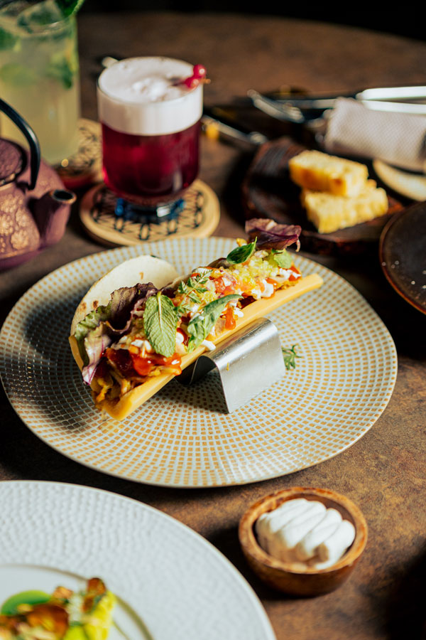 Masa rooftop Un viaggio tra sapori mediterranei e mediorientali con vista sulla Basilica di Santa Maria Maggiore