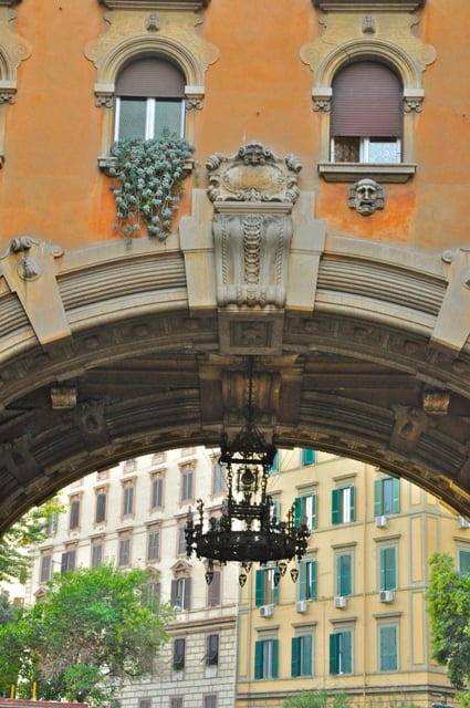Quartiere Coppede Rome_arch