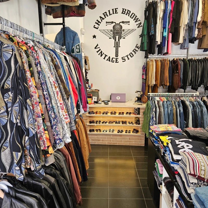 charlie brown vintage store (1)