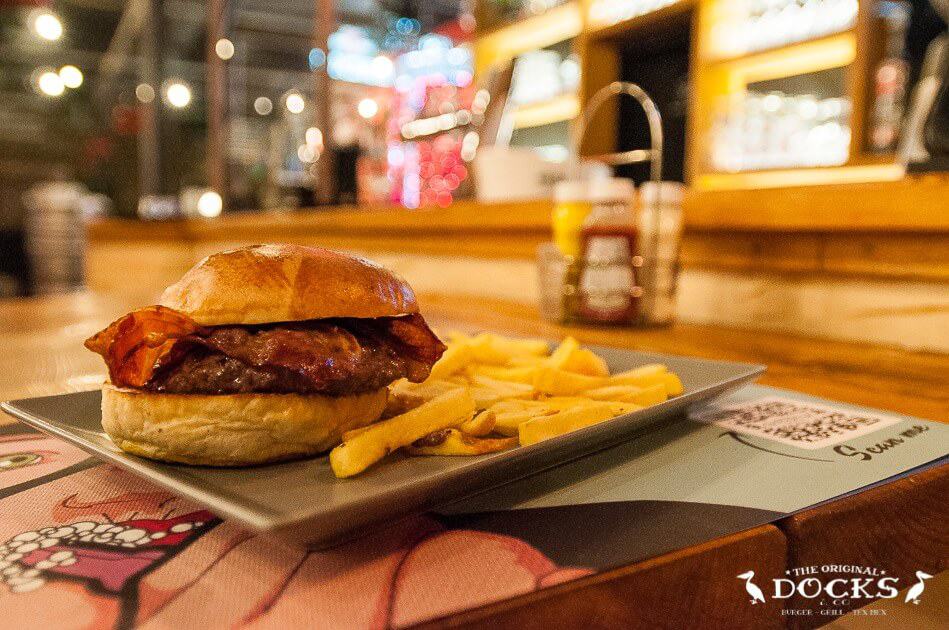 docks and co burger rome