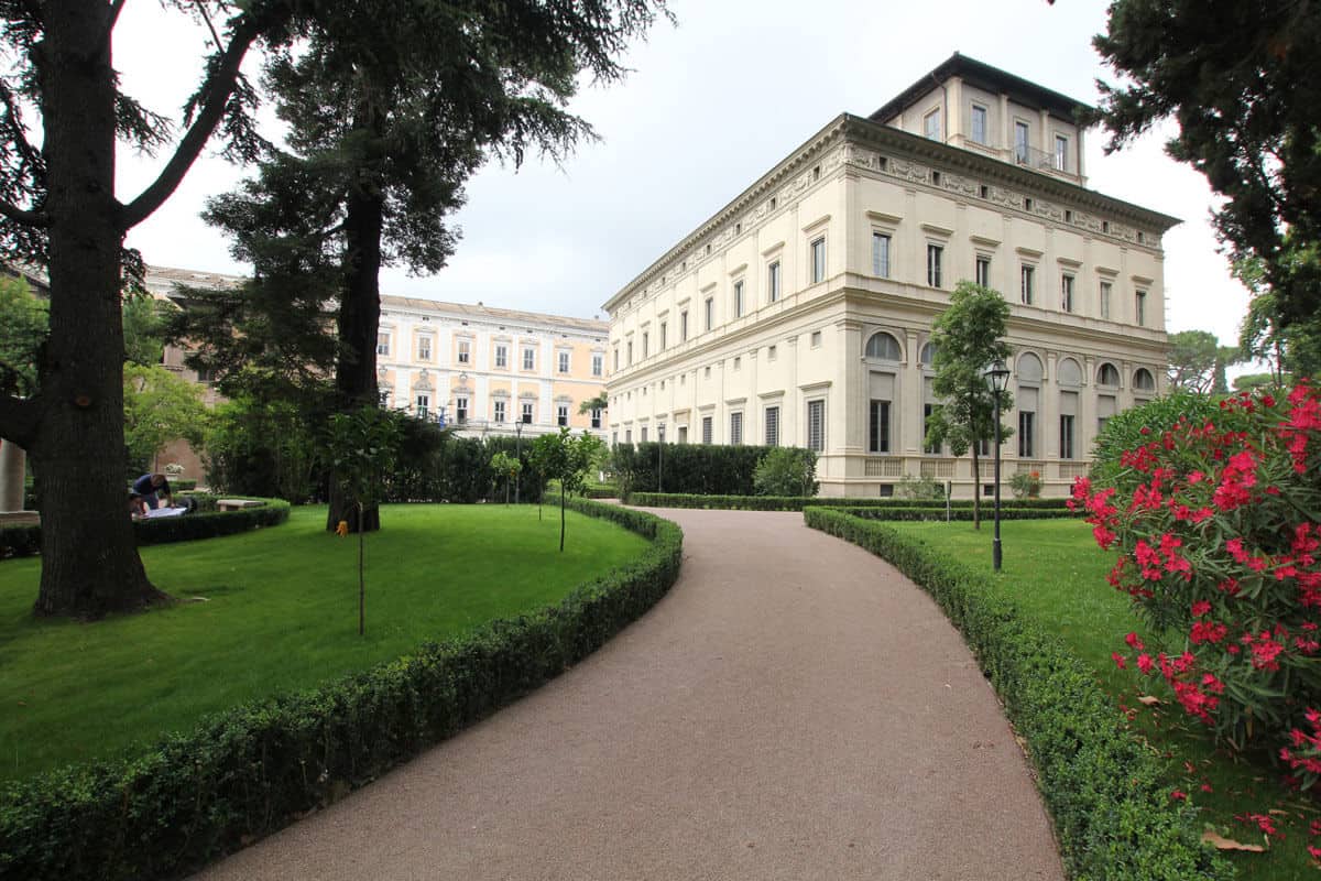 giardini-di-villa-farnesina