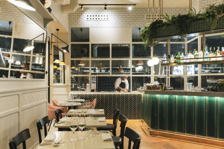 maestro bistrot cocktail bar teatro opera roma