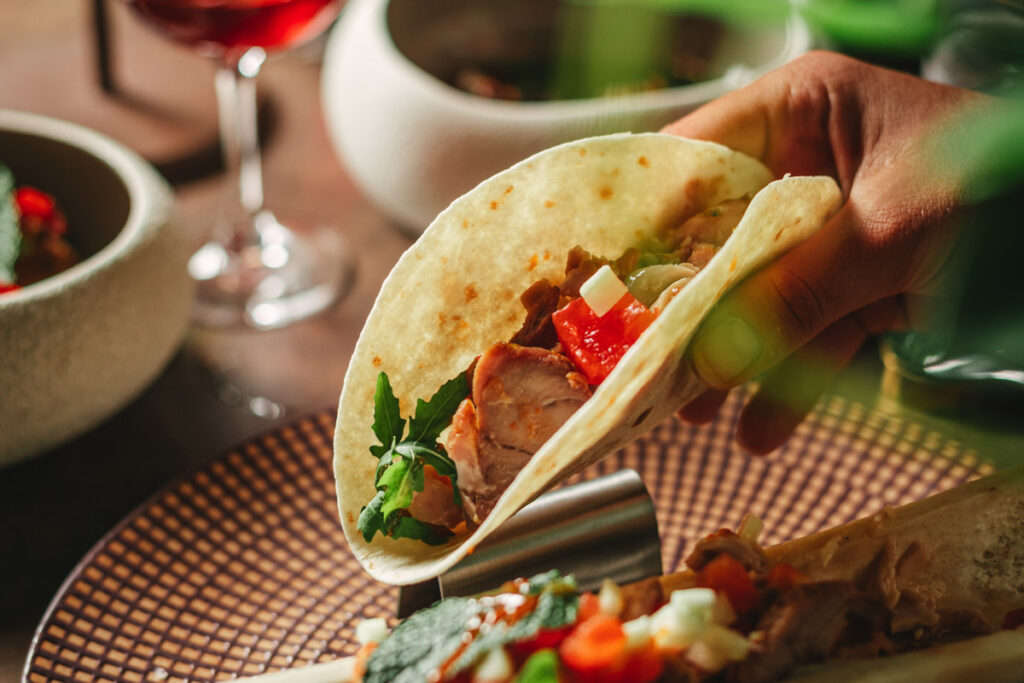 Masa rooftop Un viaggio tra sapori mediterranei e mediorientali con vista sulla Basilica di Santa Maria Maggiore