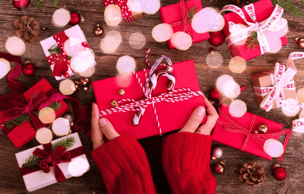 A Guide to Unique Christmas Gifts in Rome